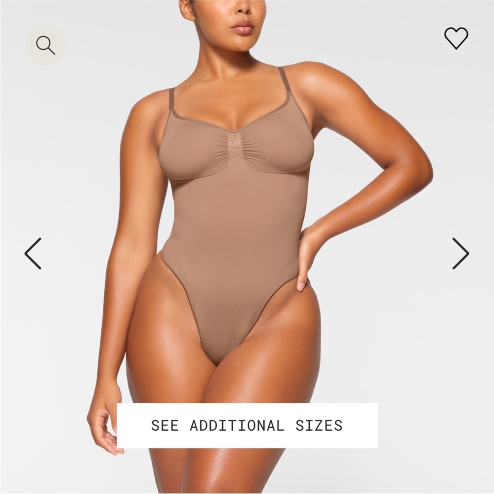 Skims Seamless Sculpt Thong Bodysuit in nwot sienna